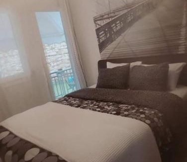 Ioannina Town Centre House | Οικία με αυλή και πάρκινγκ, μέσα στο κάστρο της πόλης