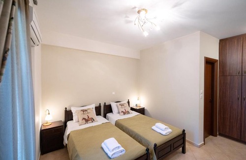 Livadia House | Παραδόσιακός Ξενώνας Το Κουτσούρι