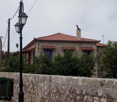 Rododafni House | Σπίτι στο Χωριό - Les campagnards