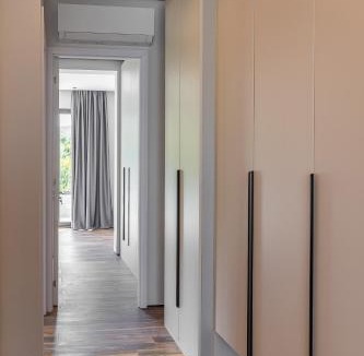 Lastva Grbaljska Apartment | Апартаменты с двумя спальнями и собственной террасой на крыше в доме с бассейном, возле пляжа Яз