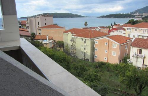 Rafajlovici Apartment | Аренда квартиры № 5 в 110 метрах от моря в Рафаиловичах