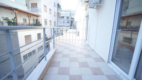 Serres Apartment | ἐκεῖ
