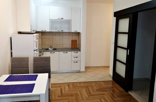 Lazi Apartment | 1-bedroom apartment witha park view "Podmaine 18"