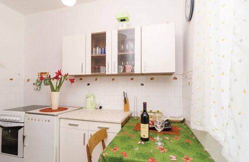 Kotor House | 1 bedroom beach front home in Kotor