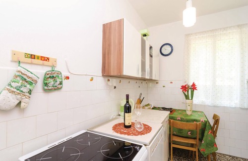 Kotor House | 1 bedroom beach front home in Kotor