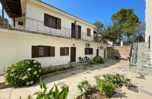 Armenistis Apartment | #10 Despina Studios Kastanies Raxes Ikaria