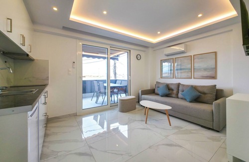 Katerini Apartment | 12 - IFI Suite by SDR