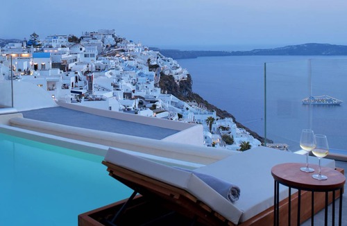 Firostefani Villa | 135 m² Villa ∙ 2 bedrooms ∙ 6 guests