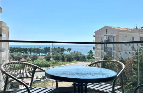 Bar Apartment | 1bd New and Modern Apt with Sea View "Blue Horizon"