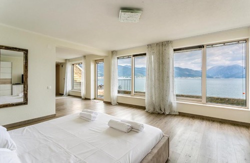 Krasici Apartment | 1st.LINE BEACH RELAX