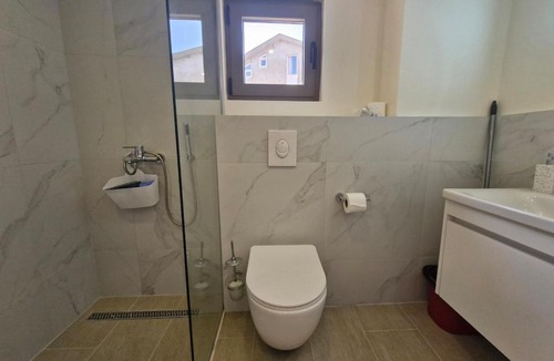 Mrcevac Apartment | 2 1D2 Mini Condos- Large Studio SW facing