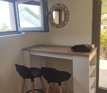Mrcevac Apartment | 2 4 D2 Mini Condos Studio Loft West facing