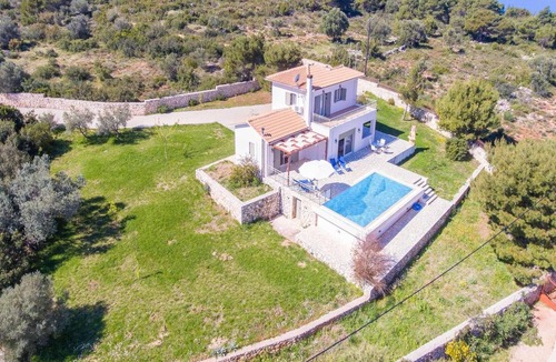 Kavallos Villa | 2 bed villa, Tsoukalades