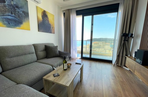 Becici Apartment | 2-bedroom, 2-bathroom apartment IVIL in delightful Bečići with swimming pool, AC