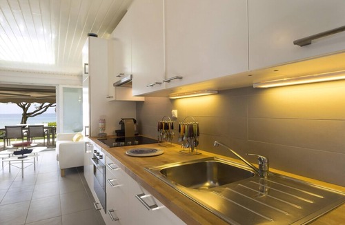 Parelia Villa | 2 bedroom accommodation in Pelekas