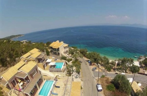 Ieromonachos House | 2 Bedroom Suite Sea View with Jetted Tub