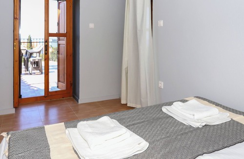 Maroulas Villa | 2-bedroom villa in Maroulas Rethymno Villa Pnoi