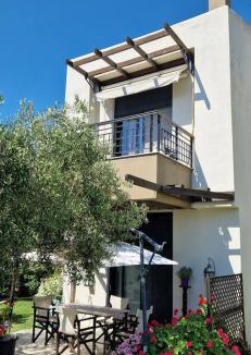 Kalamitsi Villa | 2 Steps from the Sea frontbeach Villa