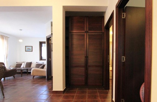 Donja Kostanjica Apartment | 3 BR Apartment in Boka Gardens complex by CMM