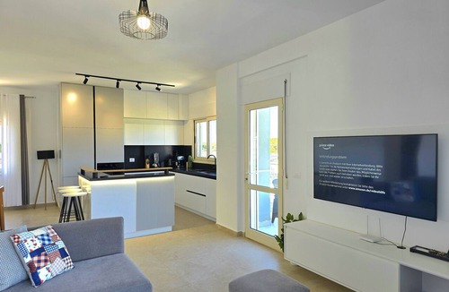 Ishem Apartment | 3 BR Serenity Penthouse 260