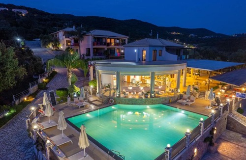 Sivota Apartment | 3Aktes Suites & Studios