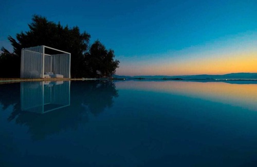 Kastania Villa | 3BR Sea-View Villa Infinity Pool & Jacuzzi