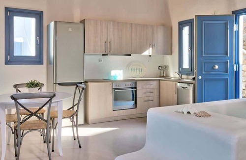 Panormos Villa | 4-Bedroom Villa with Private Pool & Sea View