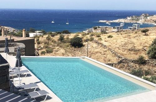 Koundouros House | 4 maisonettes with a swimming pool and a sea view, in the area of Koundouros