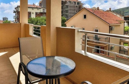 Lazi Hotel | 4. Proleterske
