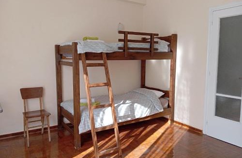Athens Hostel | 4 Single beds room 5' from metro