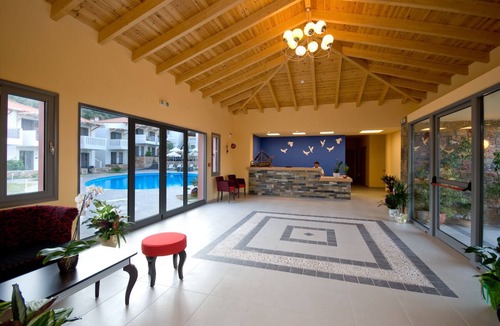 Isomata Hotel | 4epoches triple room