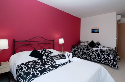 Isomata Hotel | 4epoches triple room