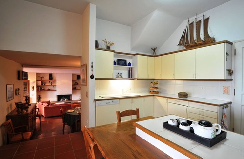 Anavyssos Villa | 5 bedrooms (shared pool with 1 house)