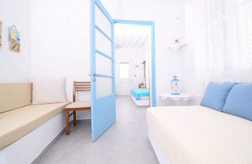 Parikia House | 56 m² House ∙ 1 bedroom ∙ 4 guests