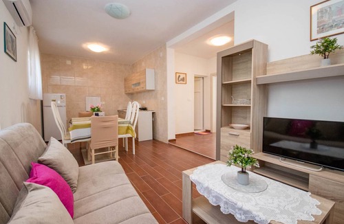 Vitici Apartment | 60 m² Apartment ∙ 2 bedrooms ∙ 7 guests