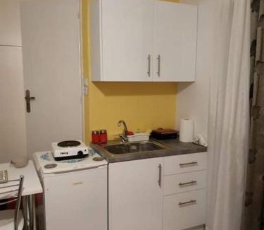 Vyronas Apartment | 7th floor spacious veranda in the heart of Athens