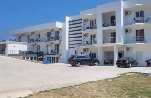 Ulcinj Apartment | 8 Apartments 101+102+103+201+204+205+206+301 Rentals