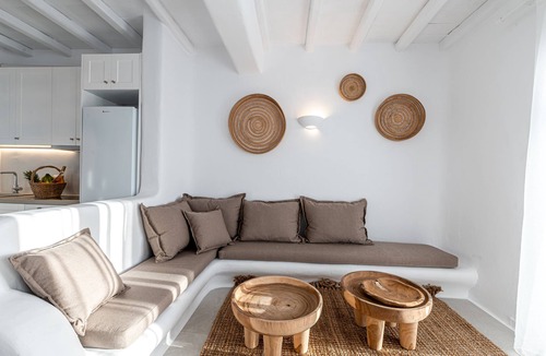 Psarou Villa | 9 Muses Villa Melpomeni ,3BR ,Private small pool!