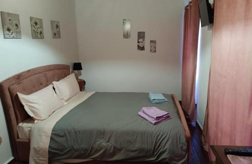 Galaxidi House | Aπανεμα Ανδ συγγρου 34