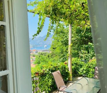 Skaljari Apartment | A 100 Years Old Rustic Mediterranean stone house with large terrace
