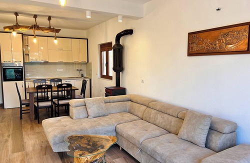 Ulcinj Villa | A family and pet-friendly holiday home w/hot tub - 15min from the beach