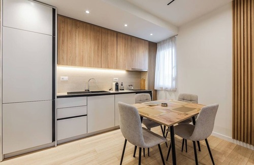 Vlore Apartment | A&H Azure Apartaments | 2BR by PikHost