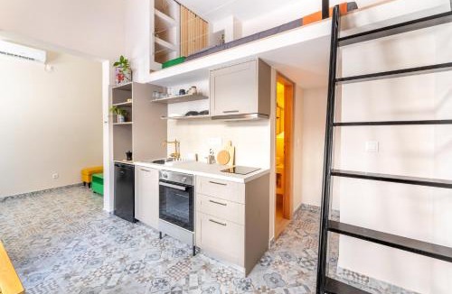 Piraeus Apartment | A1 Porto Living