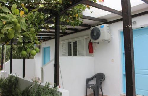 Ferma Apartment | Aaron Apartments