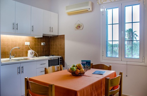 Kalpaki Apartment | Acacia Houses - Portego Studio