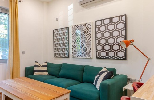 Kolokinthou Apartment | Academia apartments by the park