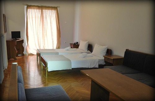 Omonia Apartment | Achillion Apartment