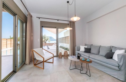 Perigiali Villa | Acqua di Mare - Villa Siena