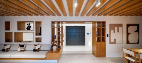 Akrotiri Villa | Acrodise Estate