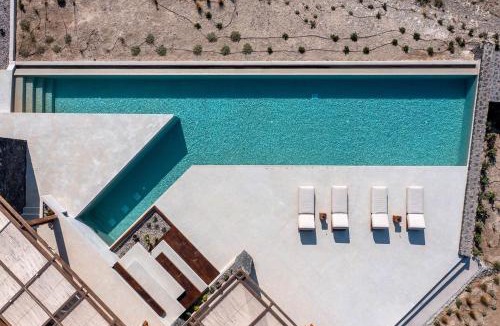Akrotiri Villa | Acrodise Estate